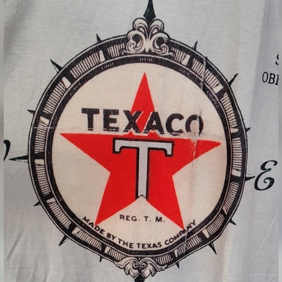 Texaco Graphic T-Shirt in Gray and Red - Picture 3 of 8